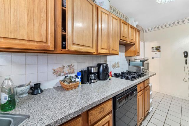 4309 Edson Avenue, Bronx, NY 10466