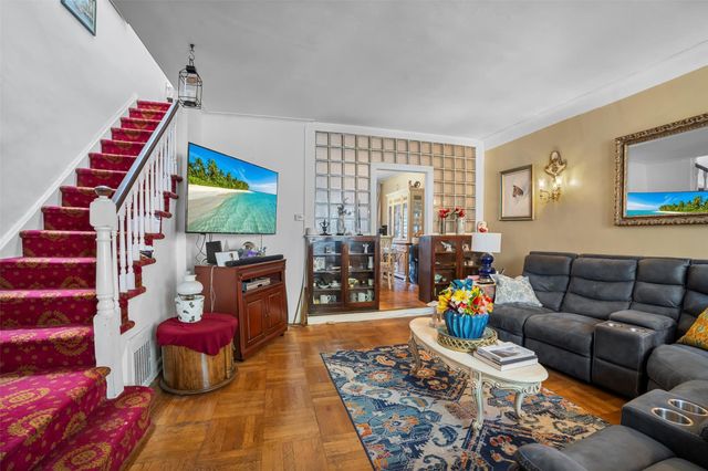 4309 Edson Avenue, Bronx, NY 10466