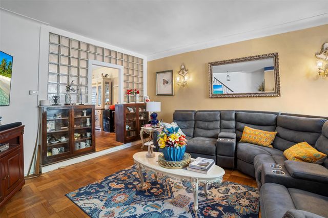 4309 Edson Avenue, Bronx, NY 10466