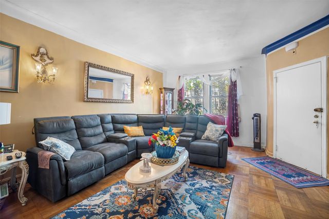 4309 Edson Avenue, Bronx, NY 10466