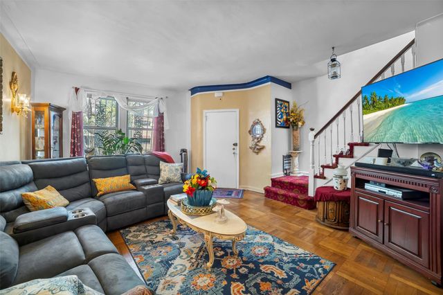 4309 Edson Avenue, Bronx, NY 10466