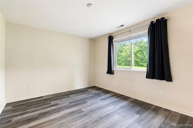 42739 Lilley Pointe Drive, Canton, MI 48187