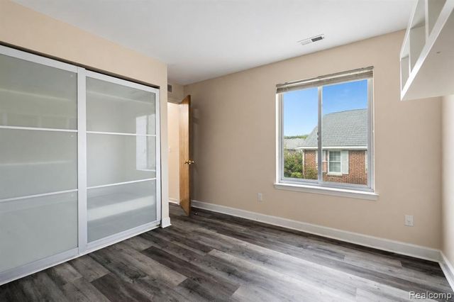 42739 Lilley Pointe Drive, Canton, MI 48187