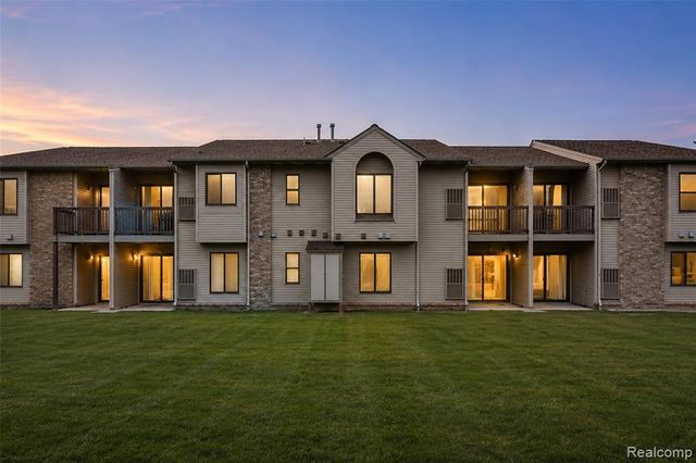 42739 Lilley Pointe Drive, Canton, MI 48187