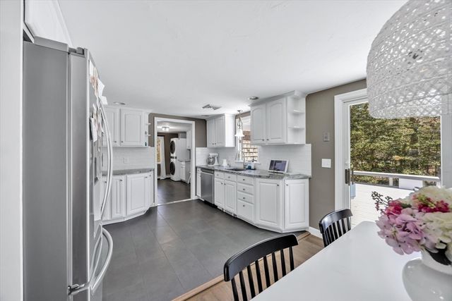 10 Guild Rd, Sandwich, MA 02644