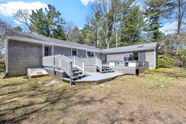 10 Guild Rd, Sandwich, MA 02644