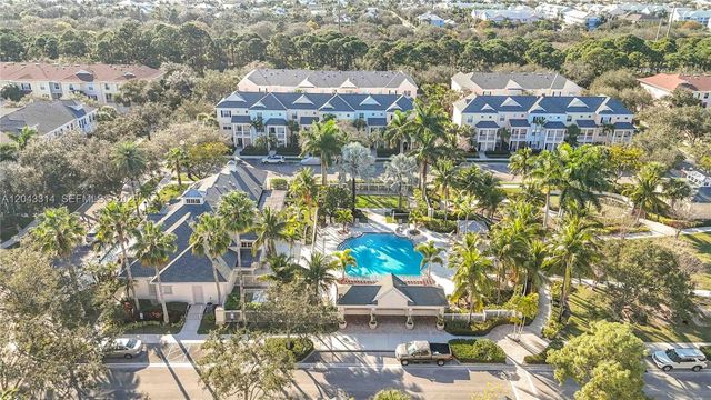 125 Galicia Way 204, Jupiter, FL 33458