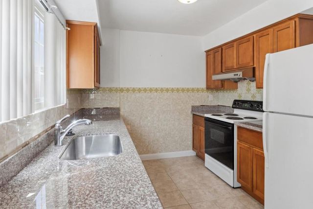 940 B Street, Union City, CA 94587