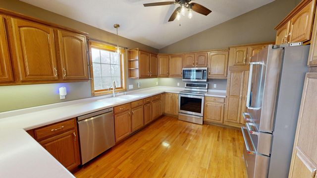 6335 1st Avenue W, Willmar, MN 56201