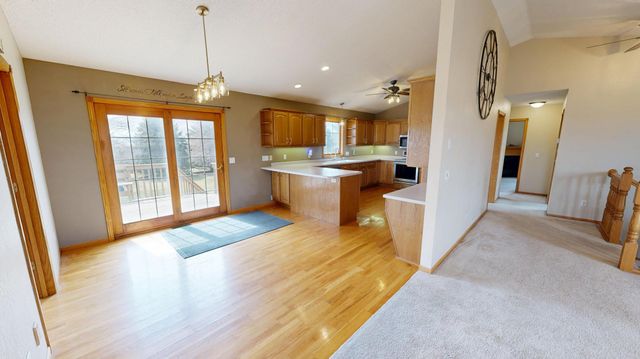 6335 1st Avenue W, Willmar, MN 56201