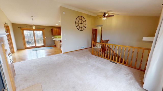 6335 1st Avenue W, Willmar, MN 56201