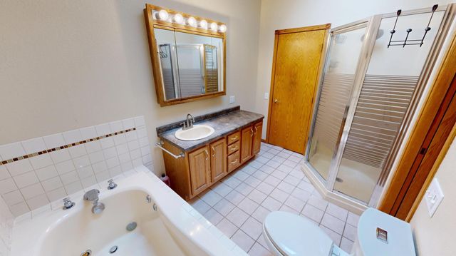 6335 1st Avenue W, Willmar, MN 56201