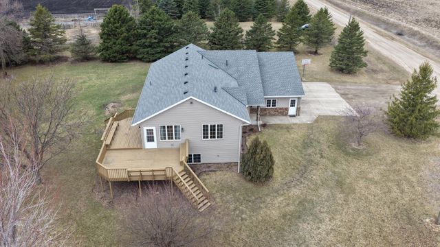 6335 1st Avenue W, Willmar, MN 56201