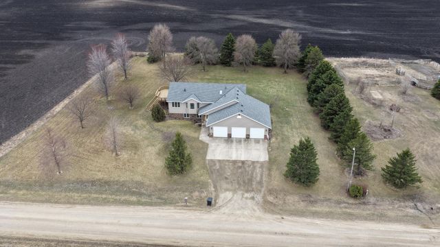 6335 1st Avenue W, Willmar, MN 56201