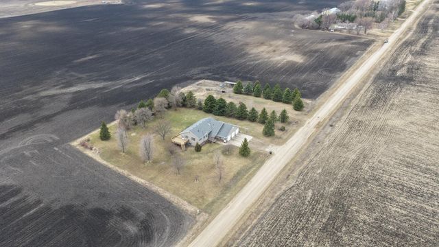 6335 1st Avenue W, Willmar, MN 56201
