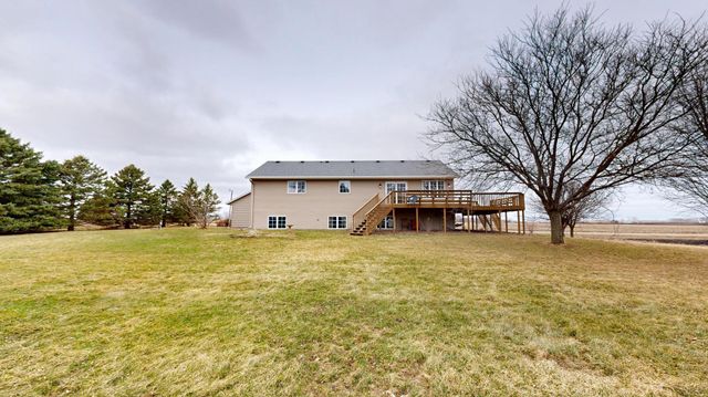 6335 1st Avenue W, Willmar, MN 56201