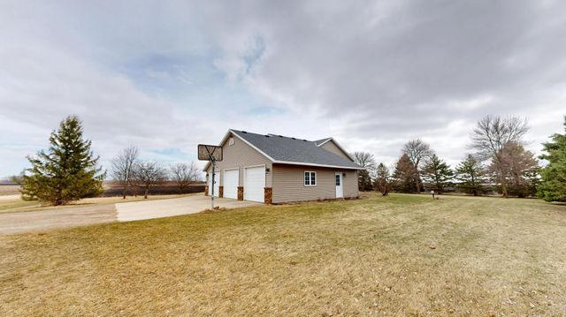 6335 1st Avenue W, Willmar, MN 56201