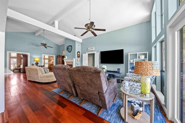 638 Bay Club Drive, Seabrook, TX 77586