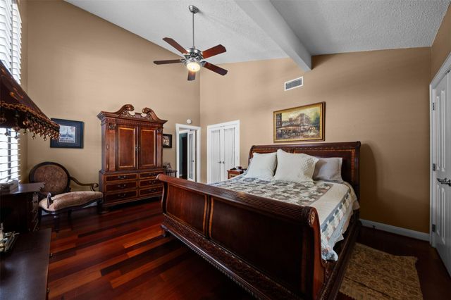 638 Bay Club Drive, Seabrook, TX 77586