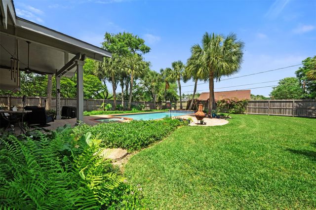 638 Bay Club Drive, Seabrook, TX 77586