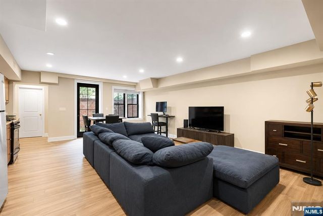 909 Hudson Street 1&2, Hoboken, NJ 07030