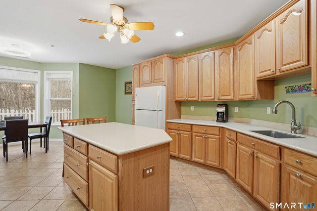 79 Suzie Drive 79, Newtown, CT 06470