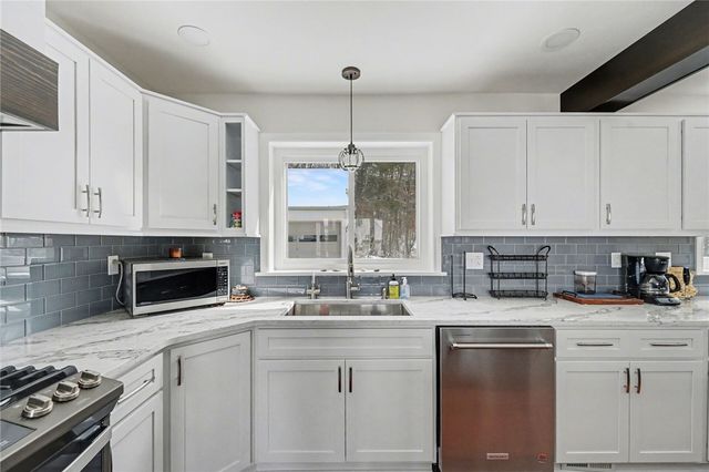 36 Parkway Lane, Bradford Town, PA 16701