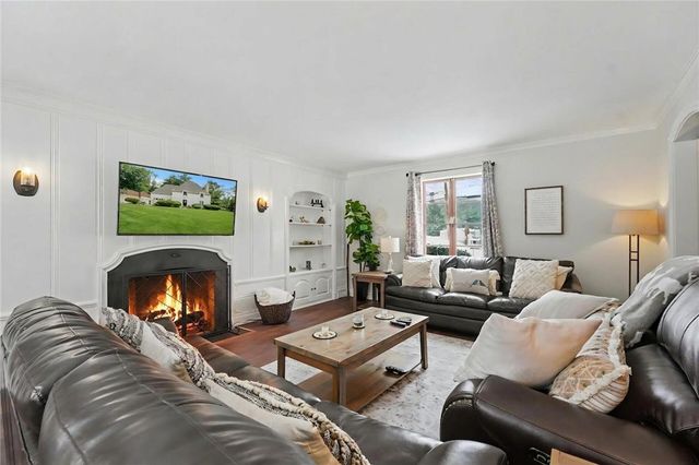 36 Parkway Lane, Bradford Town, PA 16701