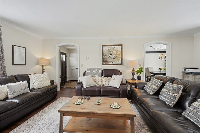 36 Parkway Lane, Bradford Town, PA 16701