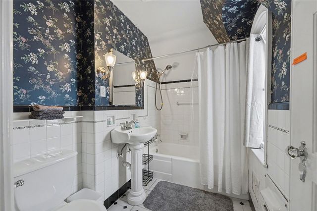 36 Parkway Lane, Bradford Town, PA 16701