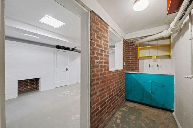 36 Parkway Lane, Bradford Town, PA 16701