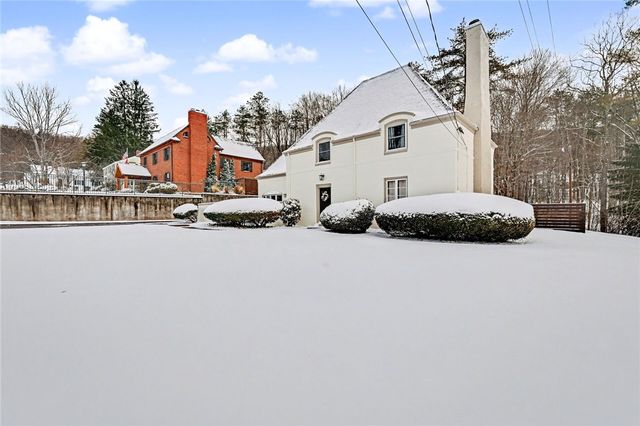 36 Parkway Lane, Bradford Town, PA 16701