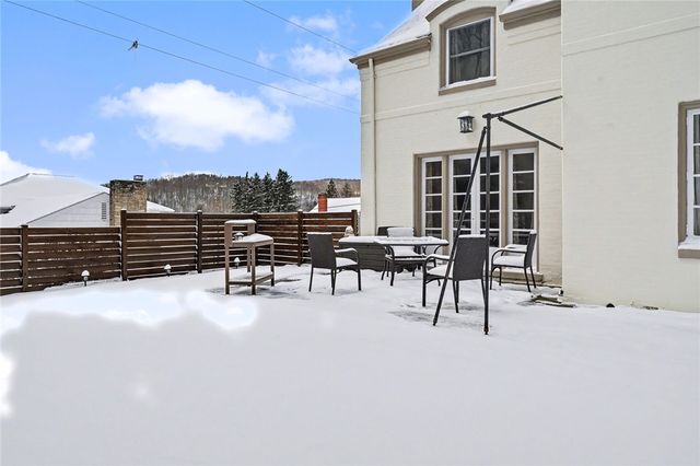 36 Parkway Lane, Bradford Town, PA 16701