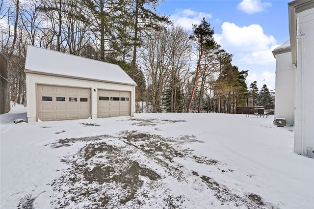 36 Parkway Lane, Bradford Town, PA 16701