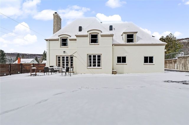 36 Parkway Lane, Bradford Town, PA 16701