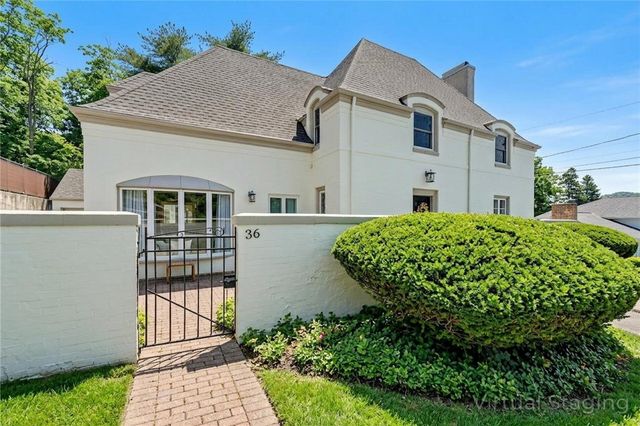 36 Parkway Lane, Bradford Town, PA 16701