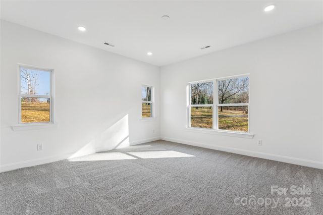 141 Quail Hollow Drive, Kings Mountain, NC 28086