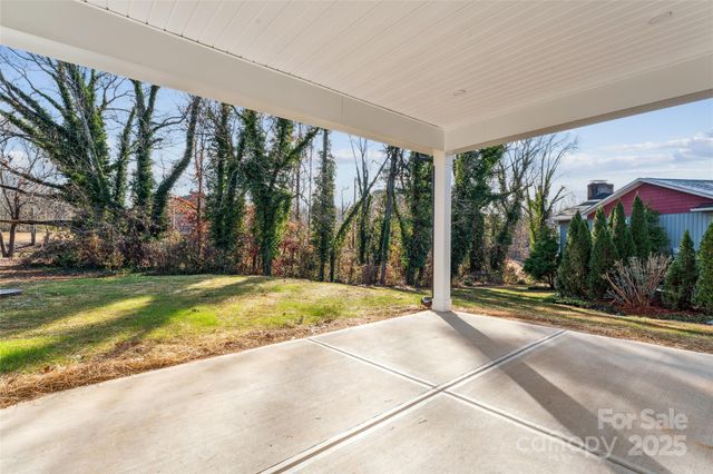 141 Quail Hollow Drive, Kings Mountain, NC 28086