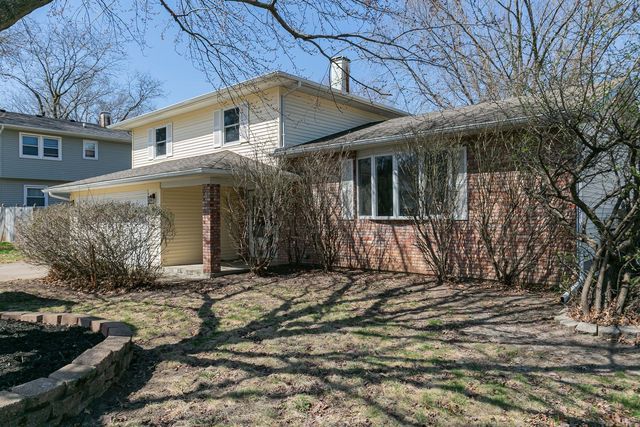 2614 E 28th Court, Davenport, IA 52803