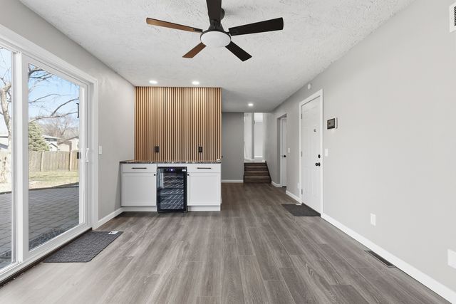 2614 E 28th Court, Davenport, IA 52803