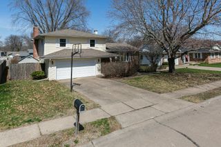 2614 E 28th Court, Davenport, IA 52803