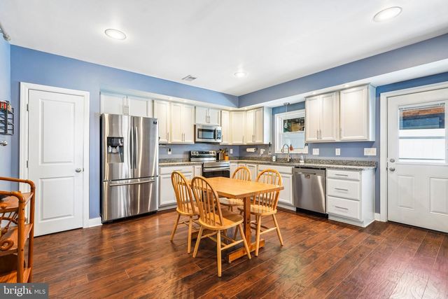 3022 HARCUM WAY, Pittsburgh, PA 15203