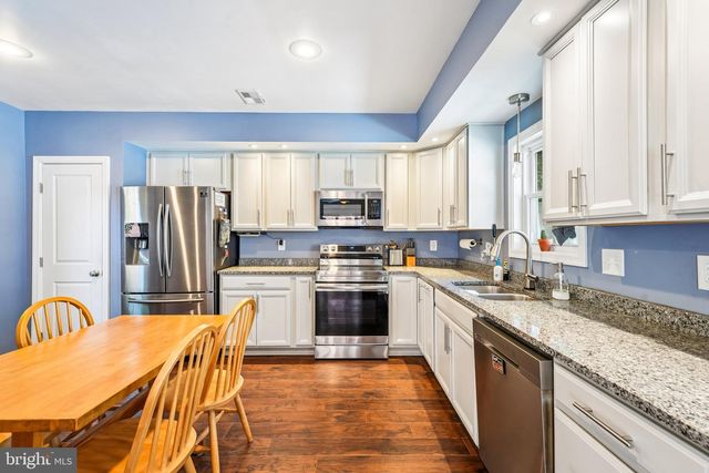 3022 HARCUM WAY, Pittsburgh, PA 15203