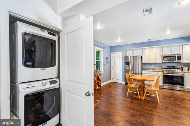 3022 HARCUM WAY, Pittsburgh, PA 15203