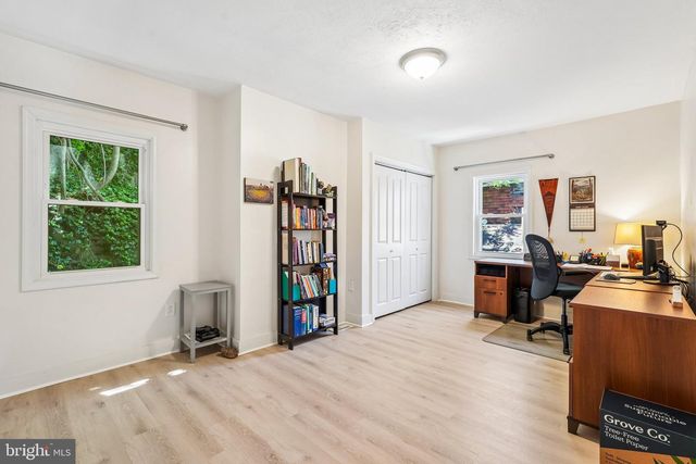 3022 HARCUM WAY, Pittsburgh, PA 15203