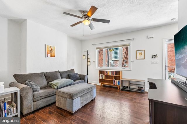 3022 HARCUM WAY, Pittsburgh, PA 15203
