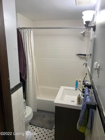 501 Wallace Ave 2, Louisville, KY 40207