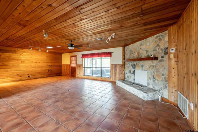 12244 CR 180, Tyler, TX 75703