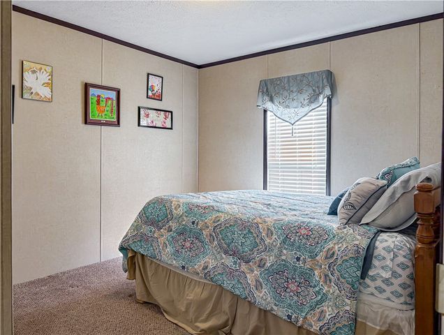 951 Marion County 8097, Yellville, AR 72687