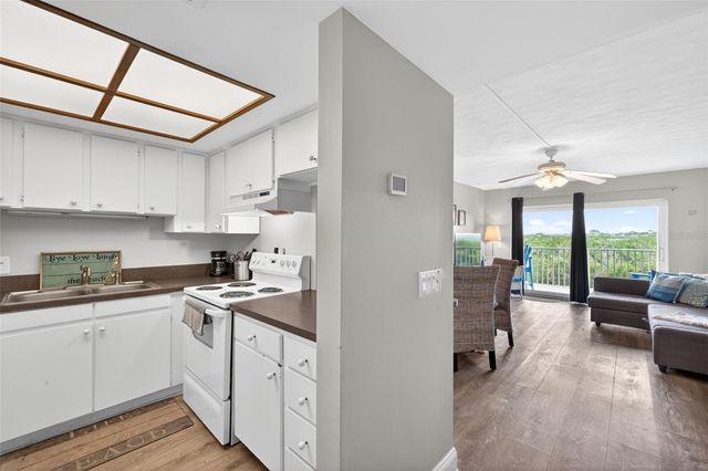 19451 GULF BOULEVARD 204, Indian Shores, FL 33785